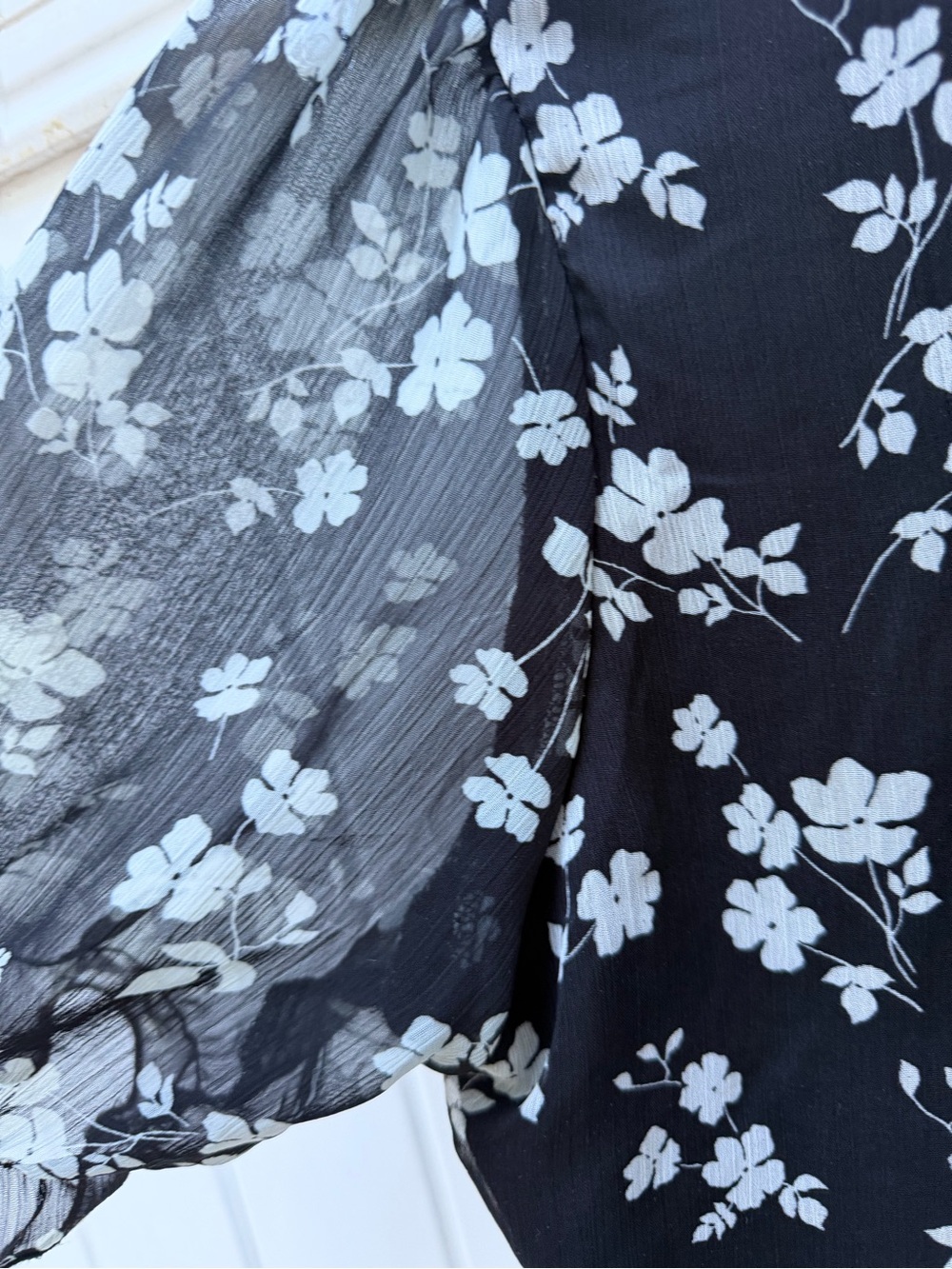 HaverBlack Floral Tie-Front Blouse- Top Button down - V-neck -short sheer sleeve - Picture 5 of 15